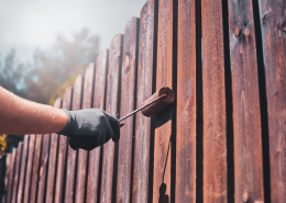 Egy videki haz tortenete Hogyan mentette meg a csalad a regi keritest egy megfelelo keritesfestekkel - egrokorr.hu